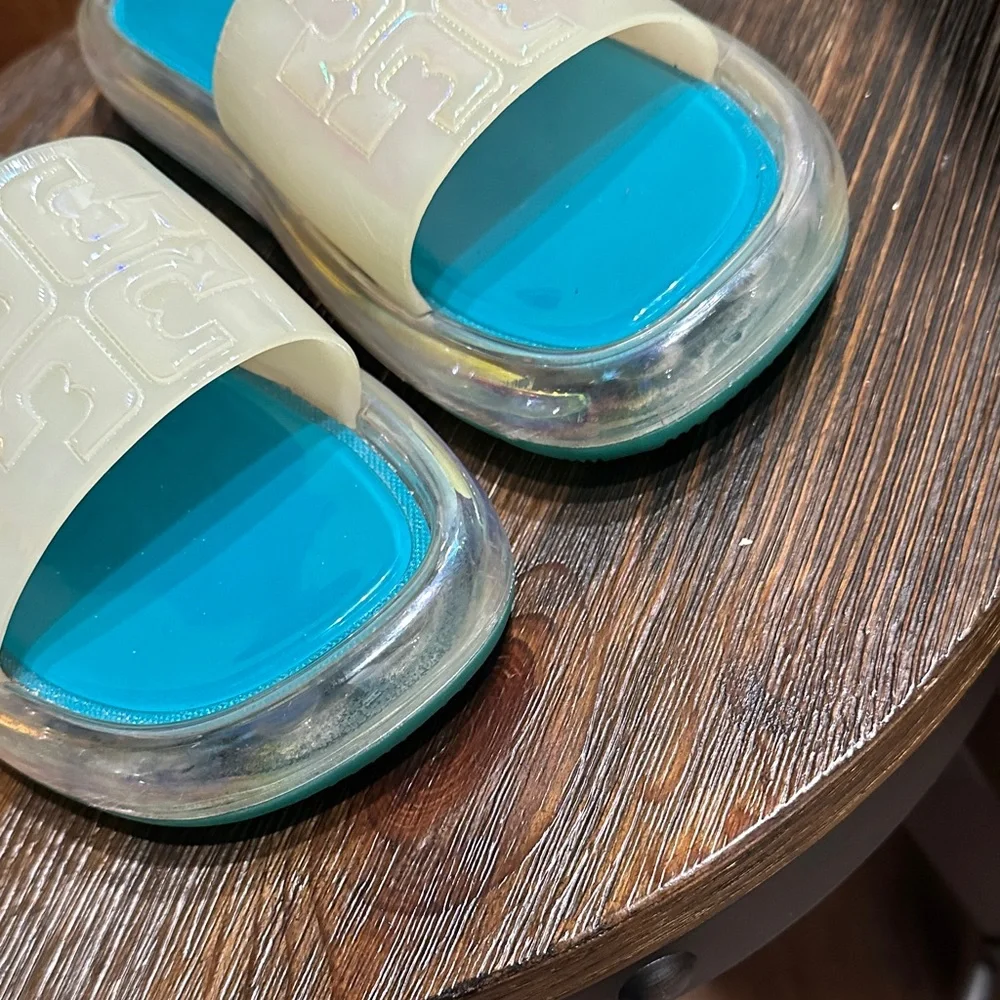 Tory Burch Bubble Jelly Slides in iridescent sea
